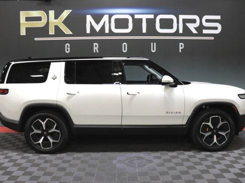 Used 2023 Rivian R1S Adventure Quad AWD/4WD image 10