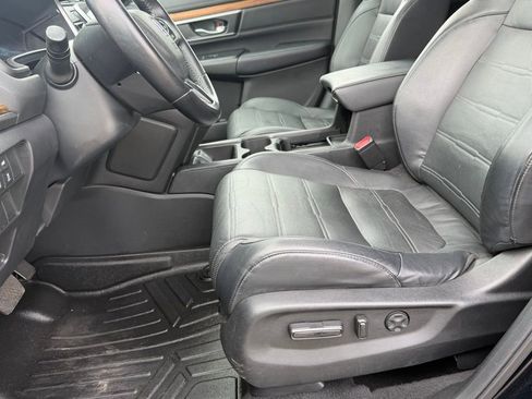 Used 2018 Honda CR-V Touring image 14