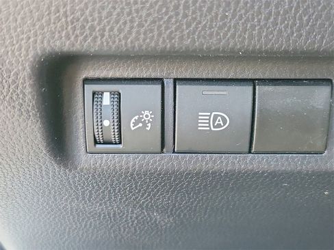 Used 2025 Toyota RAV4 LE image 29