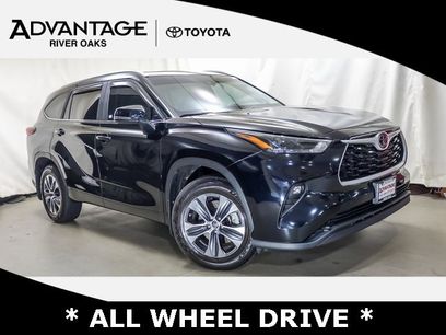 Used 2023 Toyota Highlander XLE