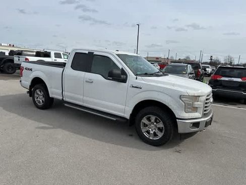 Used 2017 Ford F150 XLT w/ Equipment Group 302A Luxury image 22