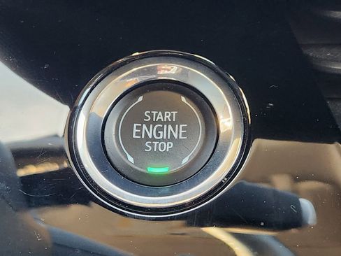 Used 2024 Buick Envision Preferred image 22