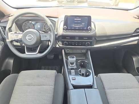 Used 2021 Nissan Rogue S FWD image 7