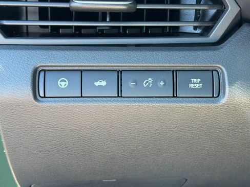 New 2026 Nissan Altima 2.5 SR FWD image 12