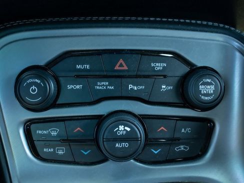 Used 2023 Dodge Challenger R/T w/ Blacktop Package image 18