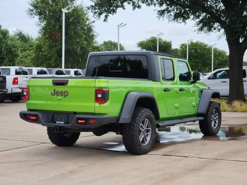 Certified 2025 Jeep Gladiator Mojave w/ Convenience Group AWD/4WD image 7