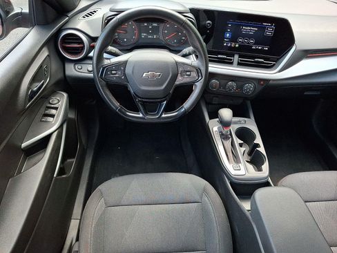 Used 2024 Chevrolet Trax RS w/ Driver Confidence Package FWD image 11