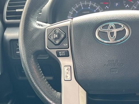 Used 2019 Toyota 4Runner Limited AWD/4WD image 27