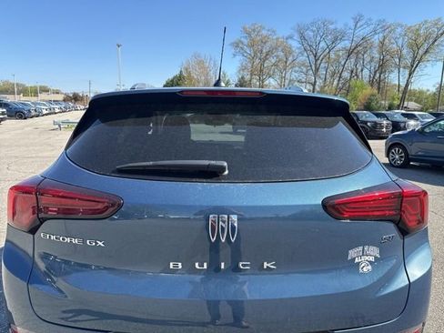 Certified 2024 Buick Encore GX Sport Touring w/ Advanced Technology Package FWD image 7
