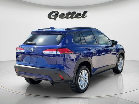 Used 2023 Toyota Corolla Cross LE FWD image 4