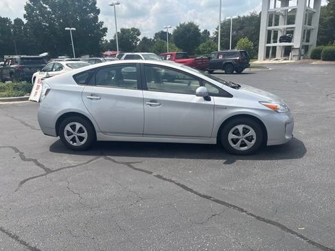 Used 2015 Toyota Prius Three FWD image 7