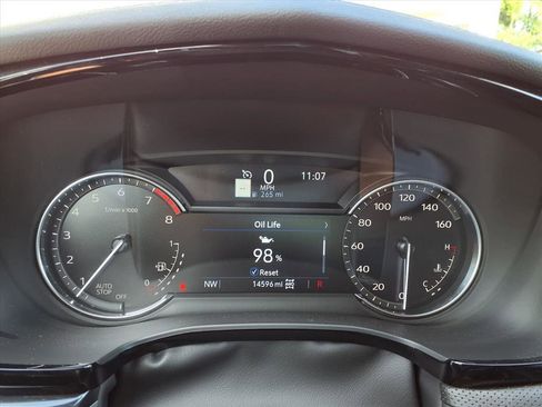 Certified 2025 Cadillac XT5 Premium Luxury AWD/4WD image 28