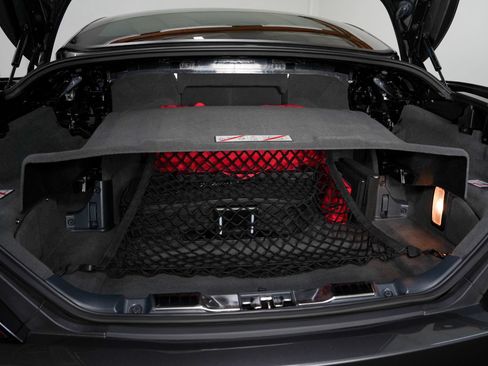 Used 2014 Ferrari California RWD image 44