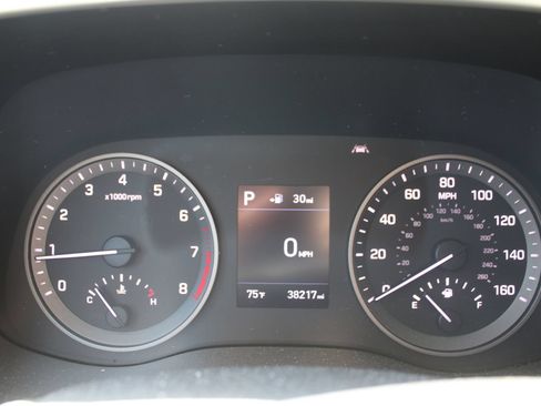 Used 2019 Hyundai Tucson Value FWD image 28