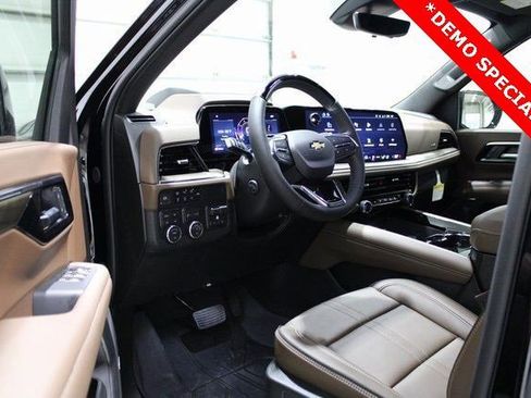 New 2026 Chevrolet Tahoe High Country image 2