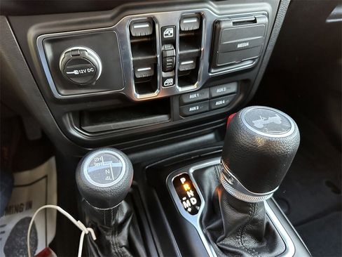 New 2023 Jeep Wrangler Sport S image 21