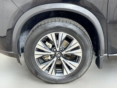 Used 2021 Nissan Rogue SV w/ Premium Package FWD image 28