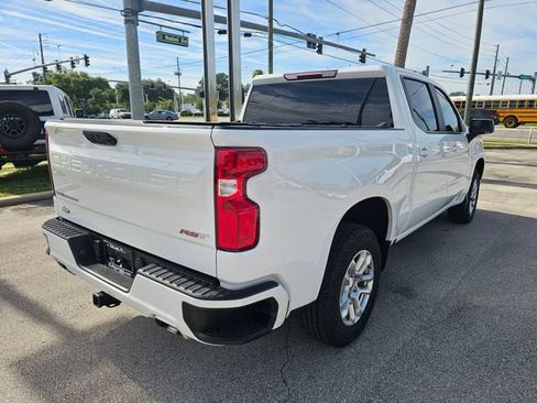 Used 2024 Chevrolet Silverado 1500 RST w/ Z71 Off-Road Package AWD/4WD image 5
