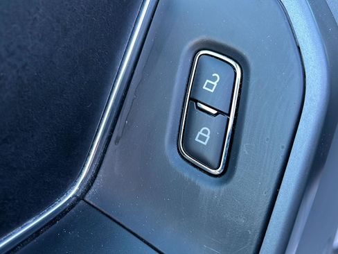 Used 2025 Ford F150 XLT w/ Equipment Group 301A Standard image 11