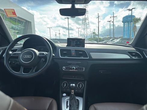 Used 2018 Audi Q3 2.0T Premium FWD image 11