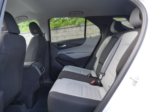 Certified 2024 Chevrolet Equinox LS w/ LS Convenience Package AWD/4WD image 14