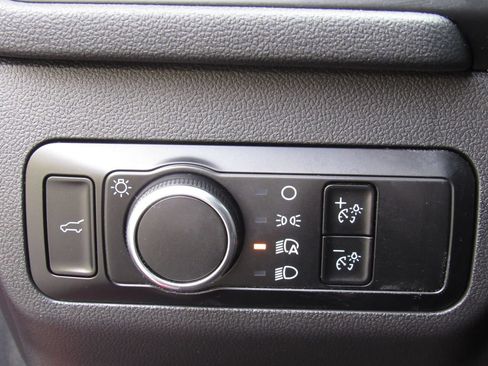 Used 2024 Ford Escape ST-Line w/ Tech Pack #1 AWD/4WD image 33