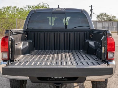 Used 2020 Toyota Tacoma SR5 image 22