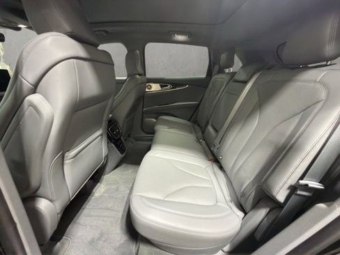 Used 2023 Lincoln Nautilus Reserve w/ Equipment Group 202A image 20