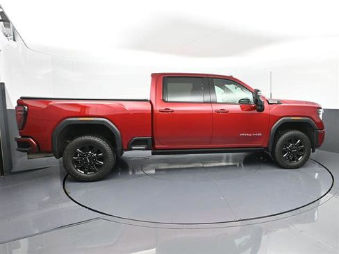 Used 2024 GMC Sierra 2500 AT4 w/ AT4 Premium Plus Package image 26