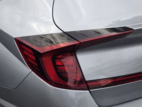 Used 2023 Hyundai Sonata SEL FWD image 8