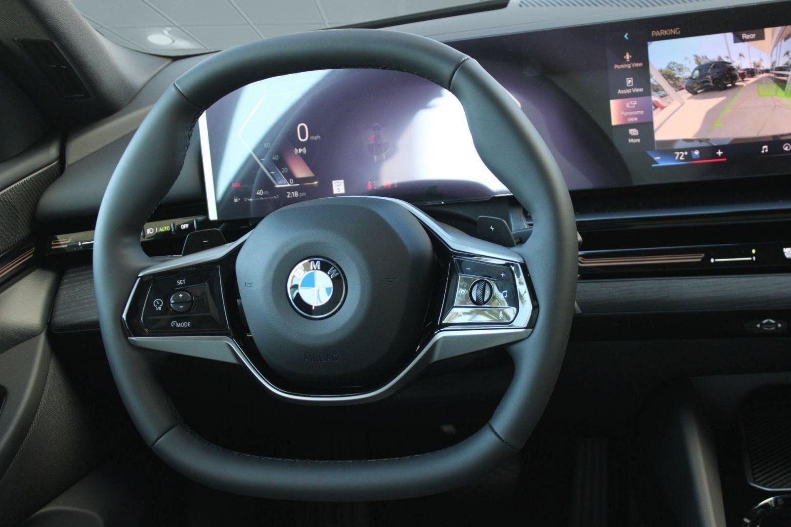 Used 2026 BMW 530i w/ Premium Package RWD image 11