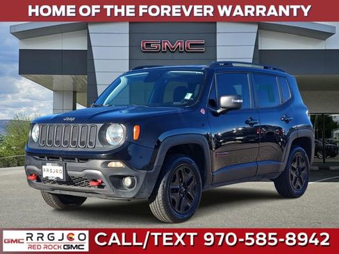 Used 2018 Jeep Renegade Trailhawk w/ UConnect 8.4 Nav Group image 1