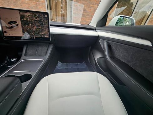 Used 2023 Tesla Model 3 Standard Range RWD image 51