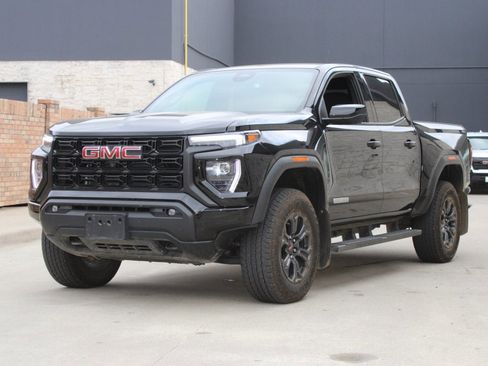 Used 2024 GMC Canyon Elevation w/ Convenience Package image 2