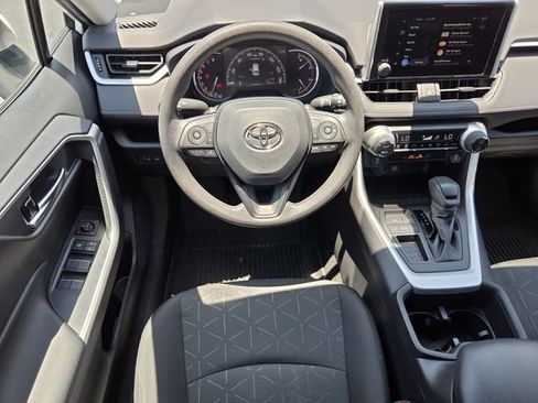 Used 2023 Toyota RAV4 XLE FWD image 13