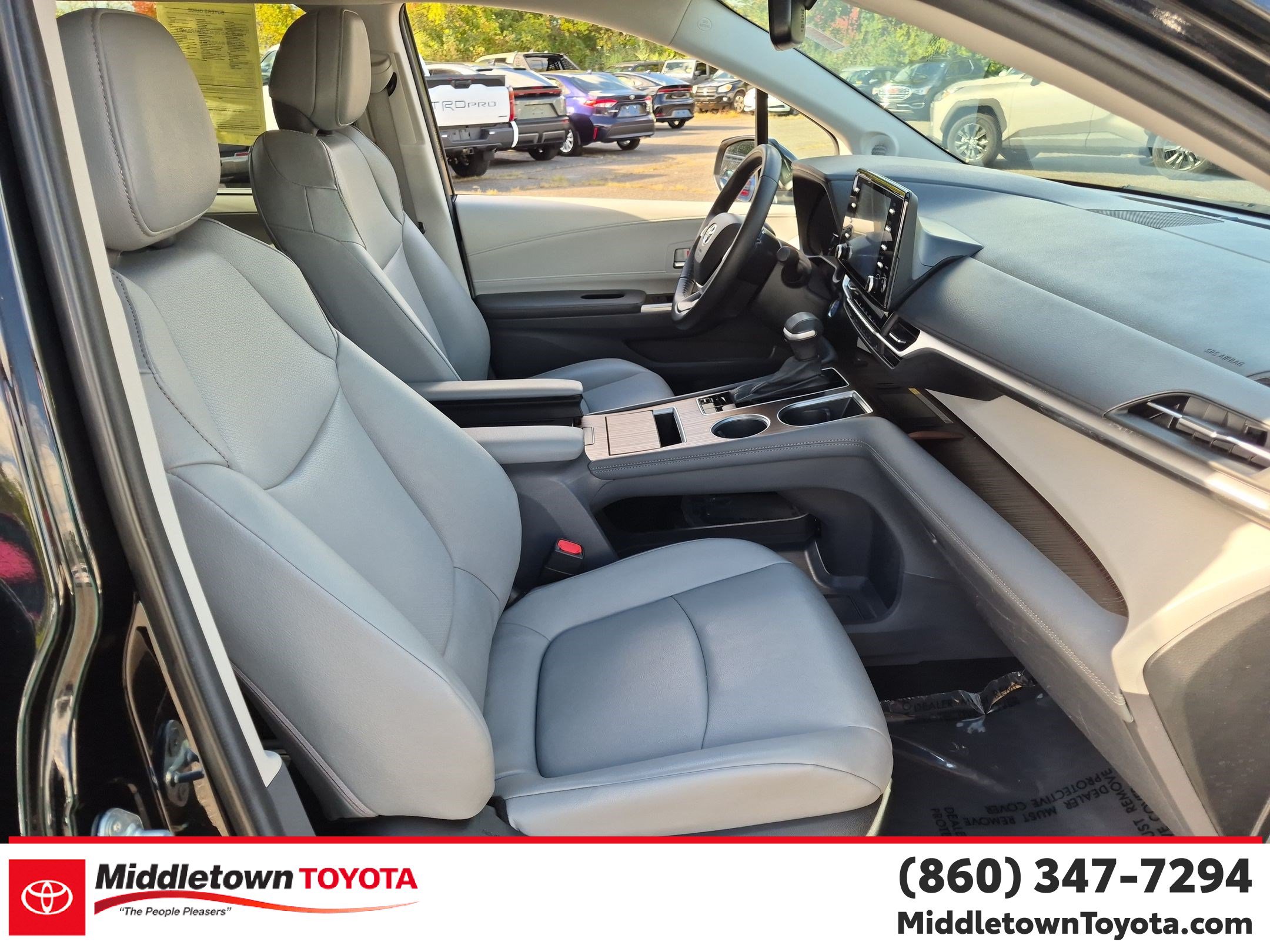 Certified 2024 Toyota Sienna XLE w/ XLE Plus Package AWD/4WD image 37