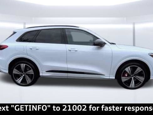 New 2026 Audi SQ5 Premium Plus AWD/4WD image 37