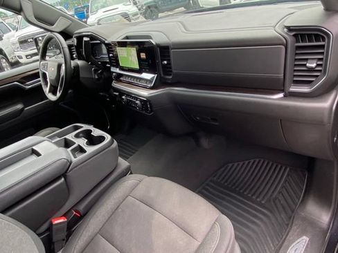 Used 2024 Chevrolet Silverado 1500 LT w/ Convenience Package II AWD/4WD image 24