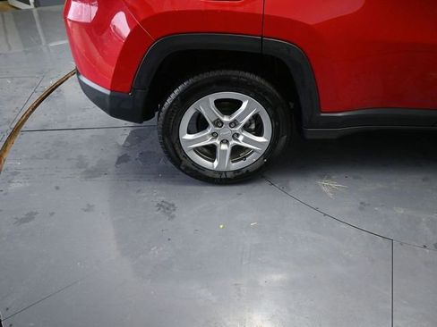 Used 2024 Jeep Compass Latitude image 22