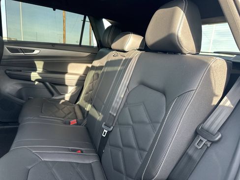 New 2026 Volkswagen Atlas Cross Sport SE AWD/4WD image 19