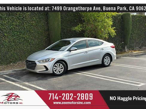 Used 2018 Hyundai Elantra SE FWD image 13