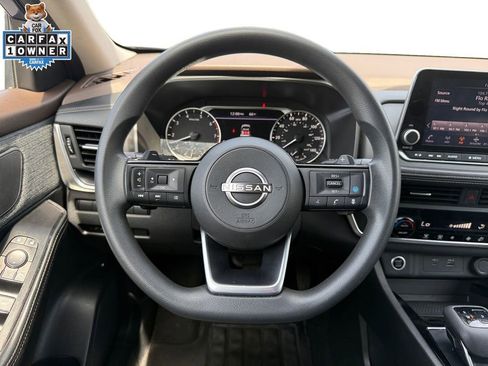 Used 2023 Nissan Rogue SV AWD/4WD image 12