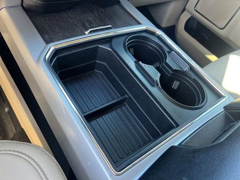 Used 2021 Ford F250 Lariat w/ Lariat Ultimate Package image 41