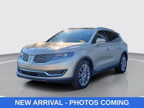 Used 2017 Lincoln MKX Reserve w/ Lincoln MKX Climate Package image 1