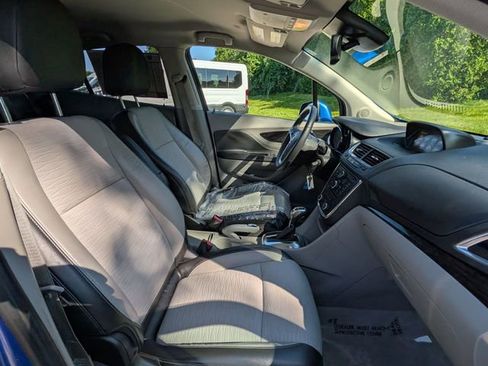 Used 2016 Buick Encore Convenience FWD image 12