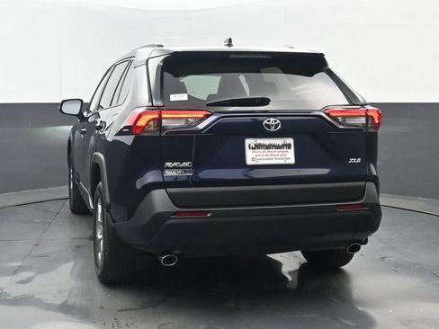 Used 2024 Toyota RAV4 XLE w/ Convenience Package FWD image 21