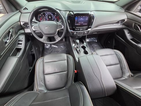 Used 2022 Chevrolet Traverse Premier w/ Redline Edition FWD image 14
