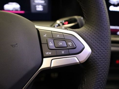New 2026 Volkswagen Tiguan SE R-Line AWD/4WD image 24