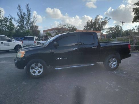 Used 2008 Nissan Titan XE w/ Preferred Pkg image 4