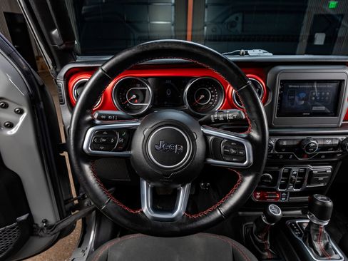 Used 2021 Jeep Wrangler Unlimited Rubicon AWD/4WD image 18